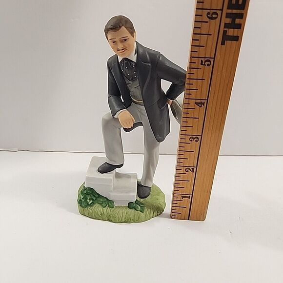 Avon 1984 Images of Hollywood Clark Gable as Rhett Butler in Gone With The Wind - Picture 7 of 11